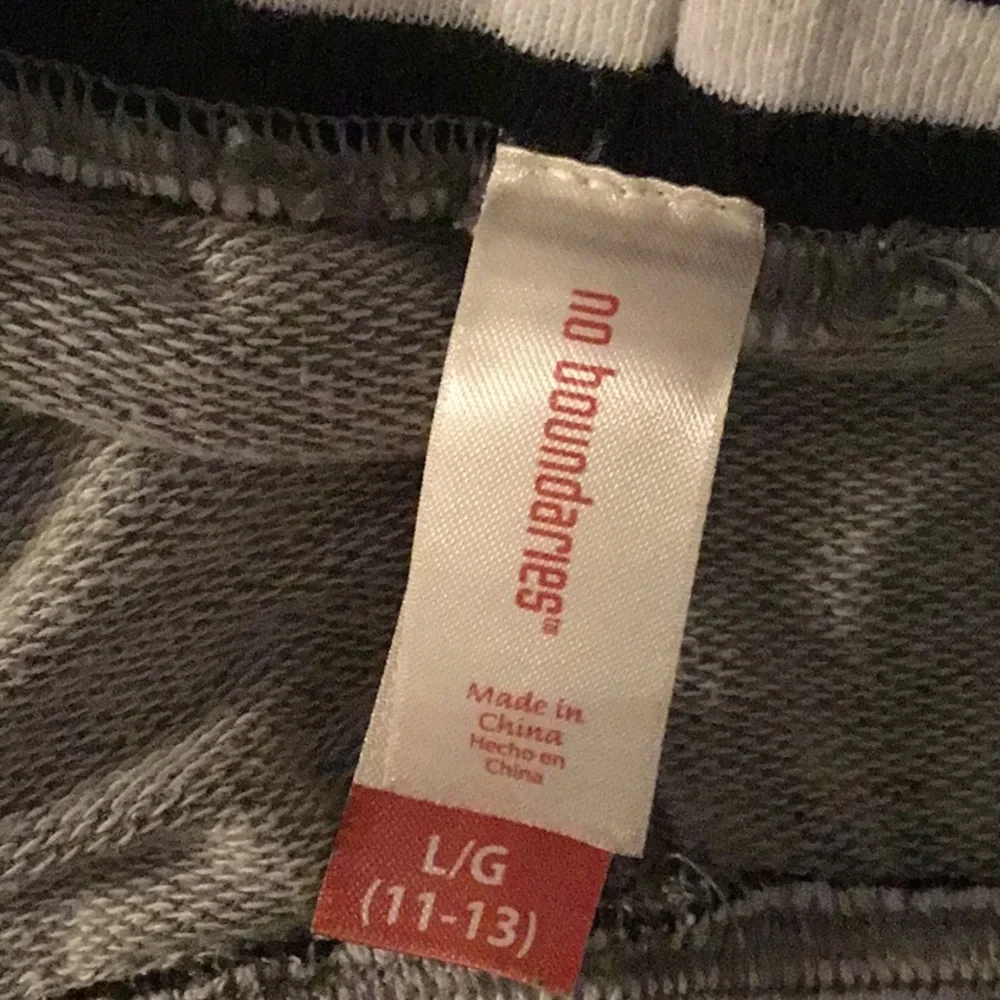 No Boundaries Shorts Size 11/13